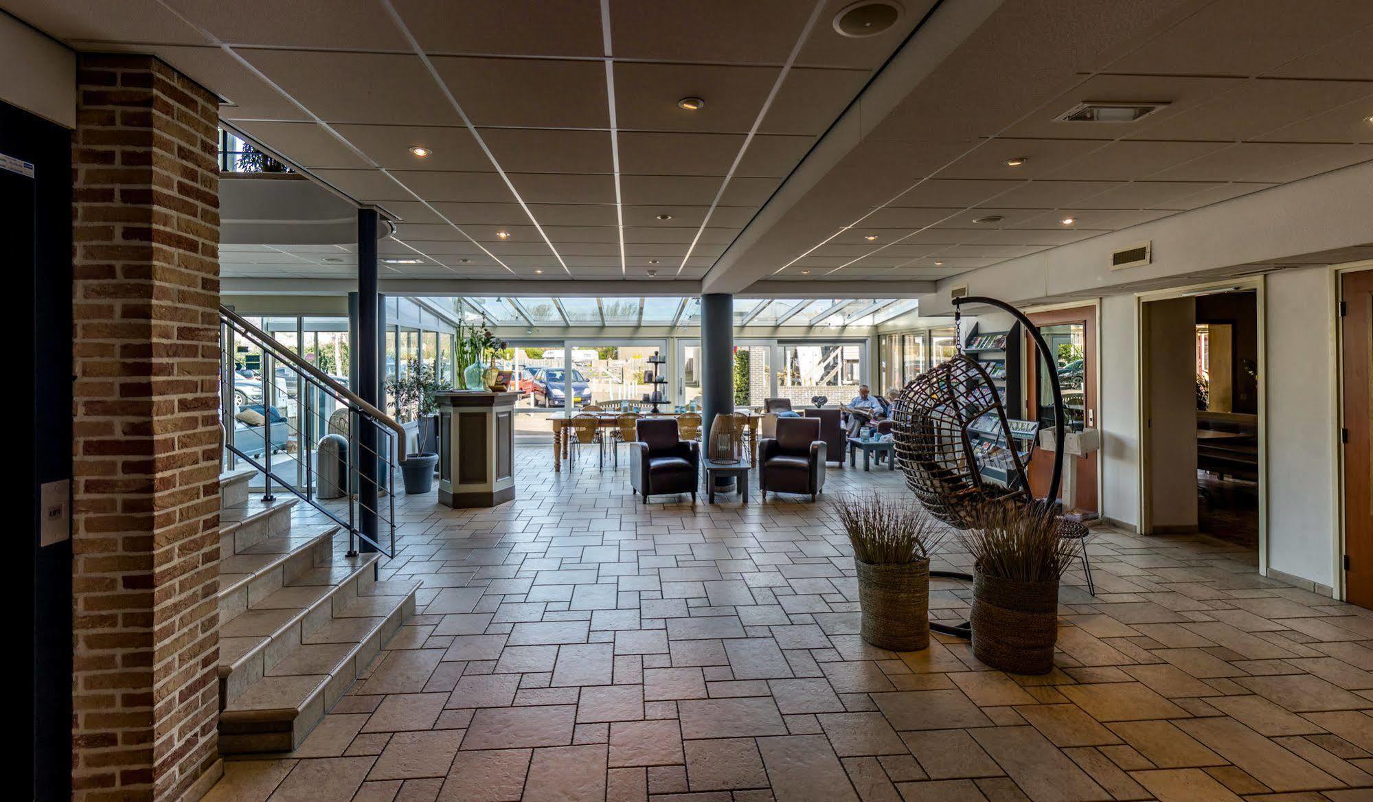 Hotel Tesselhof De Koog  Exteriör bild